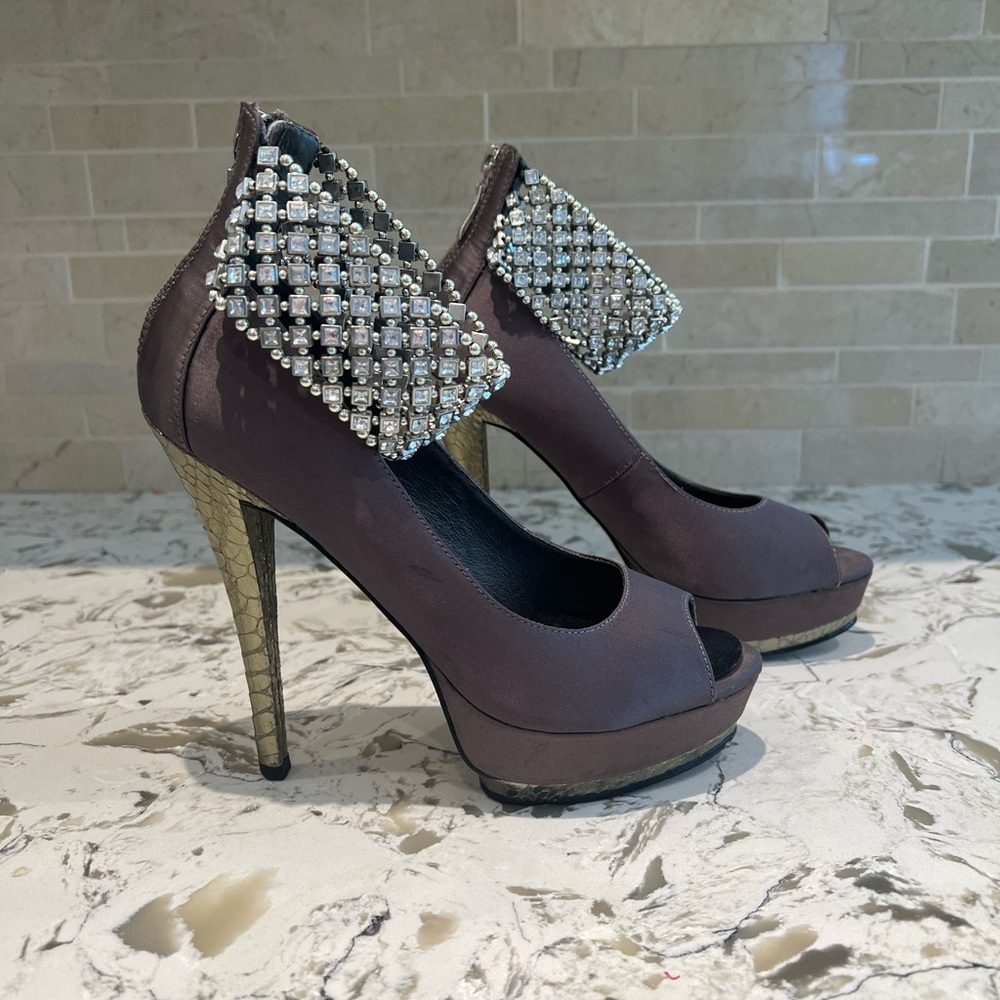 ZIGI New York heels